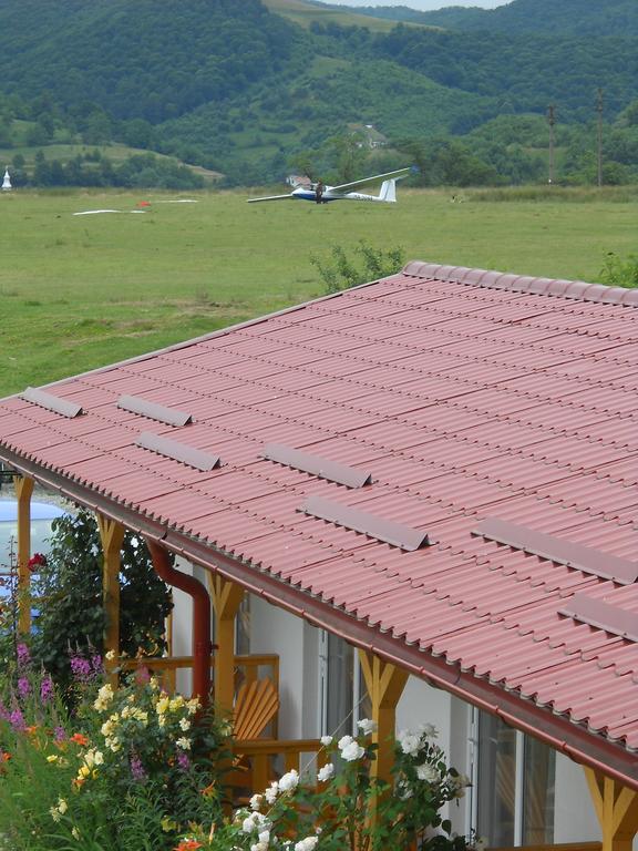 Pensiunea Poezii Alese Valea Draganului Exterior photo